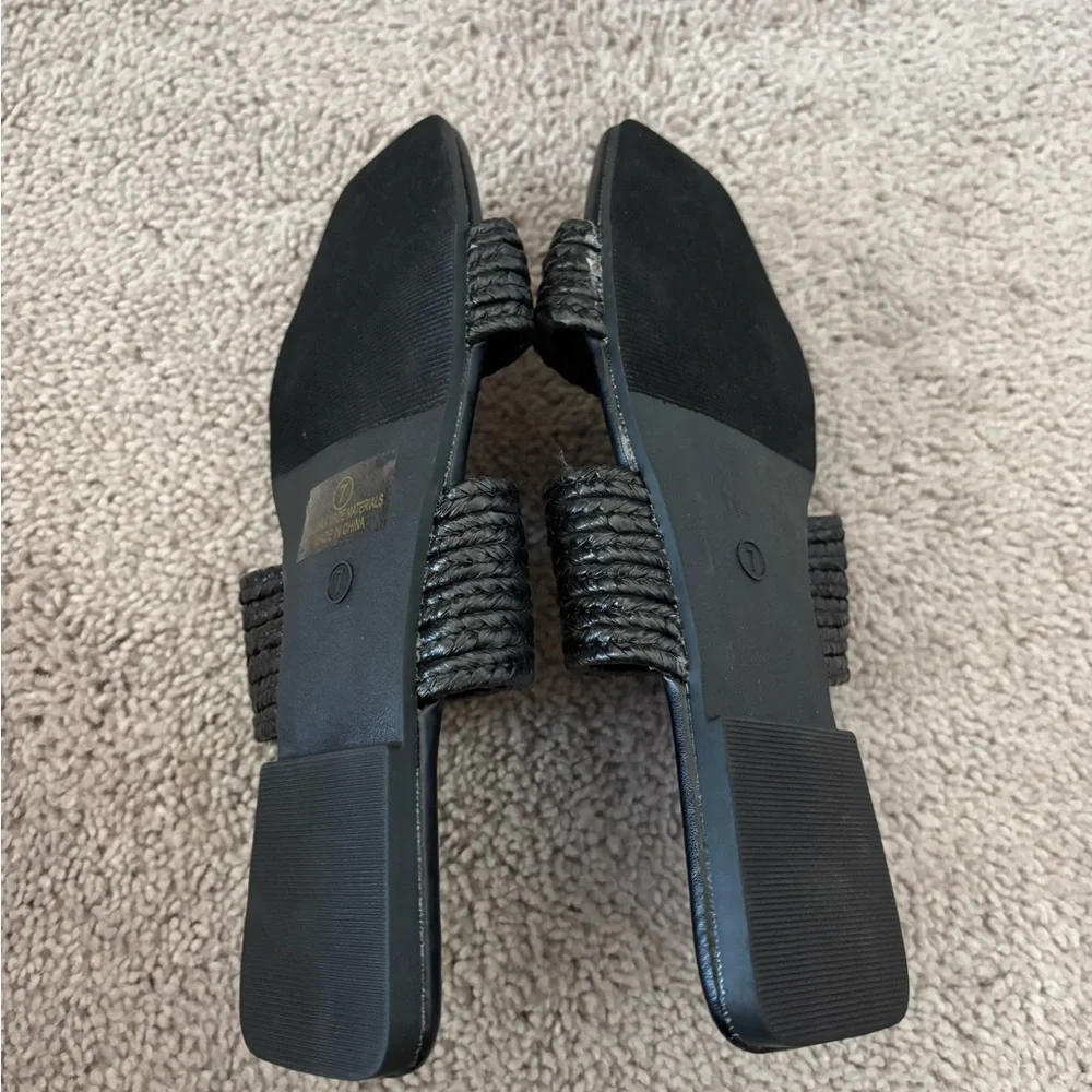 Olivia Ferguson Womens Black Sandals Flat‎ 7